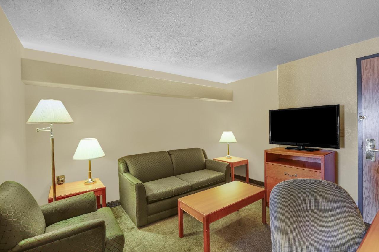 Days Inn By Wyndham Red Deer Ngoại thất bức ảnh